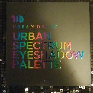 Urban Decay Urban Pectrum Eyeshadow Palette